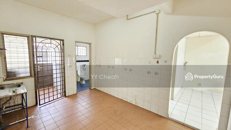 Untuk Dijual - Bercham, Pakatan Jaya Intermediate Corner