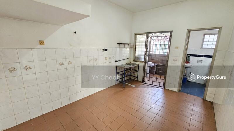 Untuk Dijual - Bercham, Pakatan Jaya Intermediate Corner
