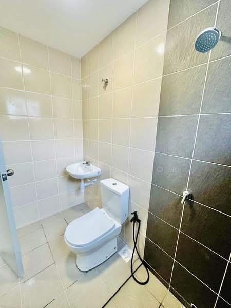 Townhouse for Rent in Sepang (Selangor) - Erin Yusof - Bathroom - PropertyGuru.com.my