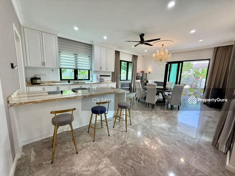 For Sale - 3Sty Bungalow Corner Unit @ Uplands 2, Tambun Ipoh