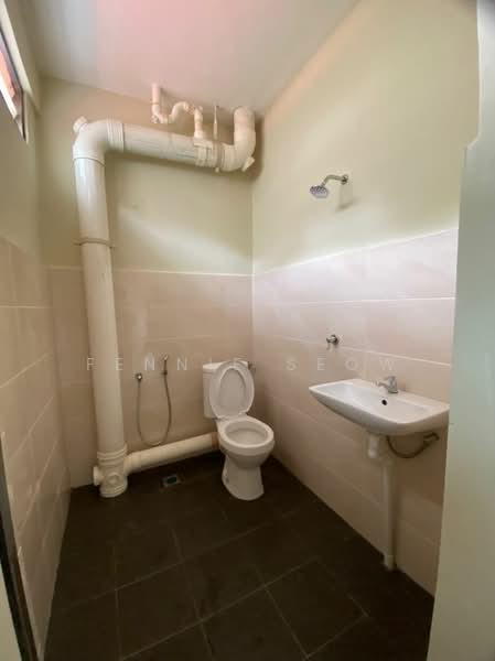 Apartment for Sale at Sri Kenari - Fennie Seow - Bathroom - PropertyGuru.com.my