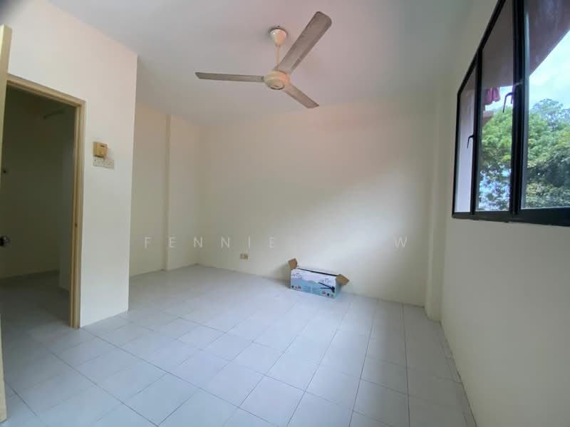 Apartment for Sale at Sri Kenari - Fennie Seow - Living Room - PropertyGuru.com.my