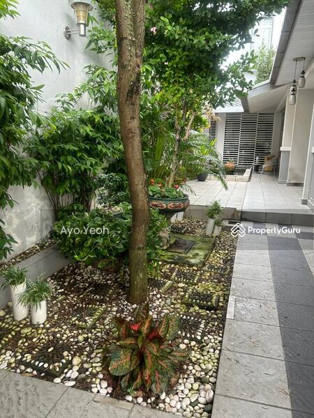 Untuk Disewa - Section 6