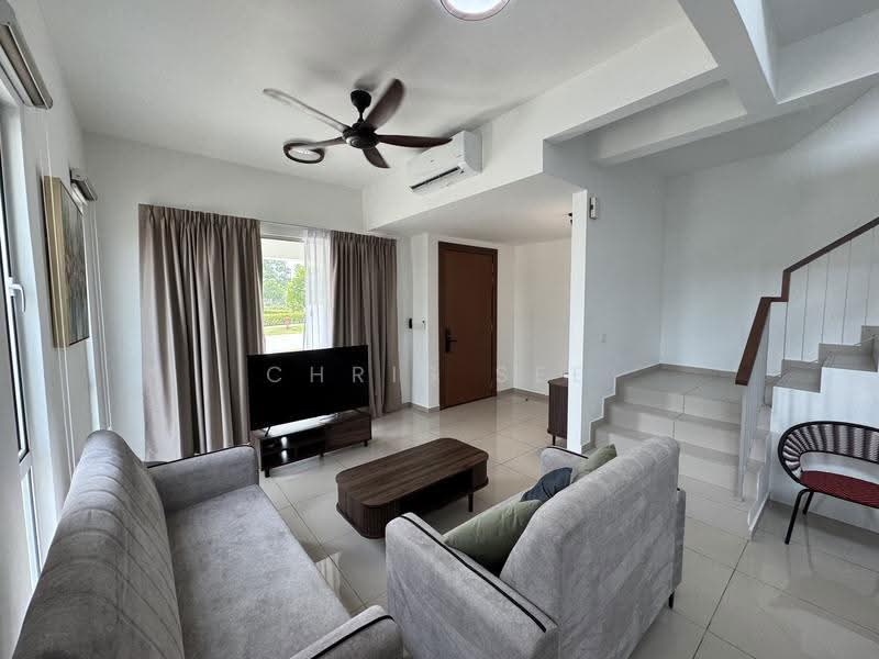 2.5-storey Terraced House for Rent in Bandar Gamuda Gardens (Rawang) - Chris See - Living Room - PropertyGuru.com.my