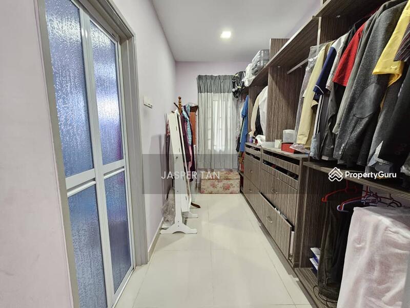 For Sale - Venture Heights