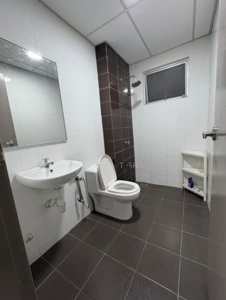Pangsapuri untuk Dijual di Residensi Alam Damai (PR1MA @ Alam Damai) - Keith Bobo - Bathroom - PropertyGuru.com.my