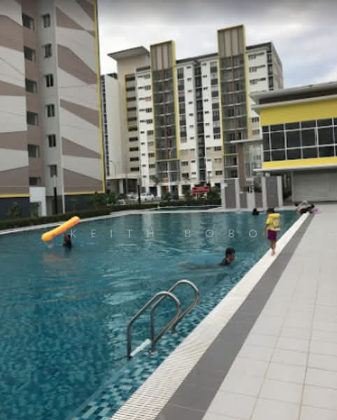 Pangsapuri untuk Dijual di Seri Pinang - Keith Bobo - Pool - PropertyGuru.com.my