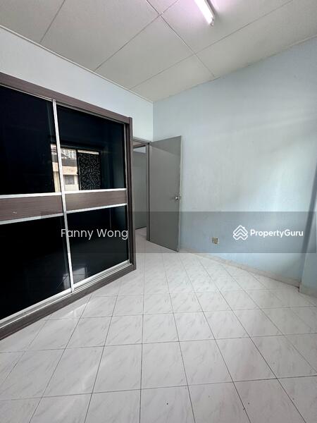 For Sale - Block 2A Flat Medan angsana 1