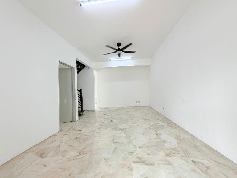 Rumah Teres 2-Tingkat untuk Dijual di Usj 1 (Subang Jaya) - Natasha Shadan - PropertyGuru.com.my