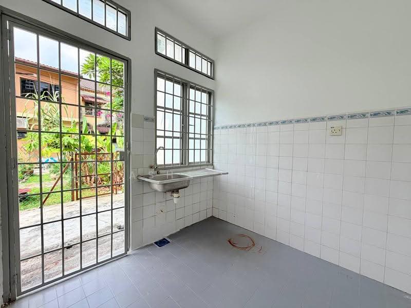 Rumah Teres 2-Tingkat untuk Dijual di Usj 1 (Subang Jaya) - Natasha Shadan - PropertyGuru.com.my