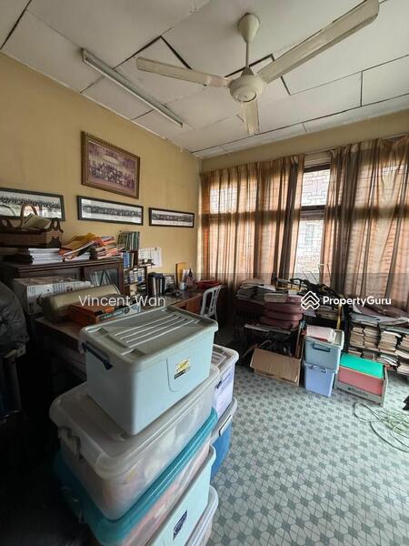 For Sale - Bungalow at Seksyen 16
