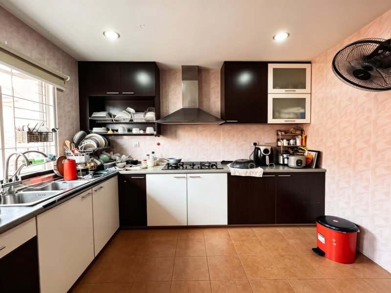 3.5-storey Terraced House for Sale in Bukit Wangsamas (Setiawangsa) - Lucas Choo - Kitchen - PropertyGuru.com.my