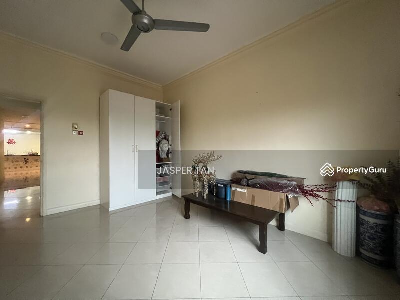 Untuk Dijual - 3.5 Storey Semi-D @ Pinggiran Bukit Segar, KL