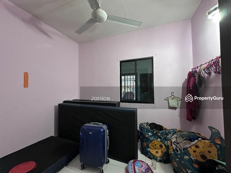 For Sale - Kulai Kulai Kulais