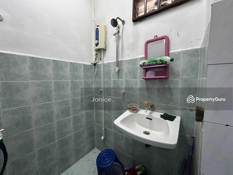 For Sale - Kulai Kulai Kulais