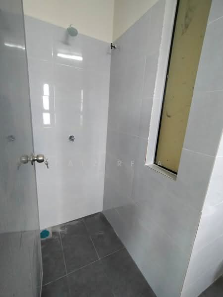 2-storey Terraced House for Sale in Nilai Impian (Nilai) - FAIZ REZA - Bathroom - PropertyGuru.com.my