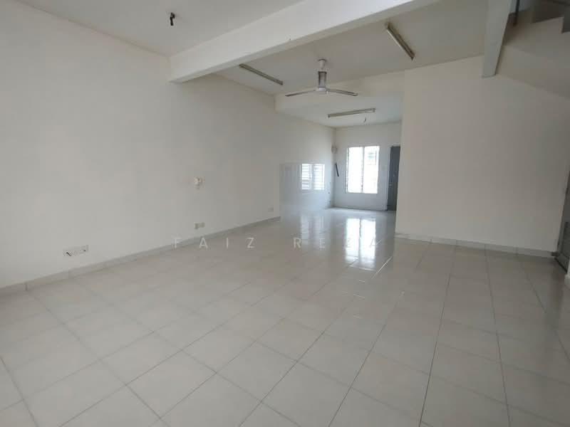 2-storey Terraced House for Sale in Nilai Impian (Nilai) - FAIZ REZA - Living Room - PropertyGuru.com.my