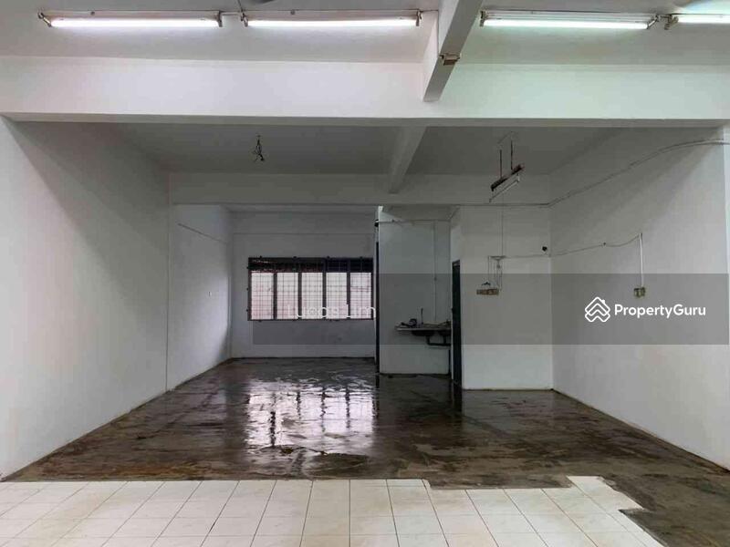 For Rent - Shop at Taman Air Panas