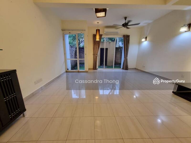 Untuk Dijual - Adora