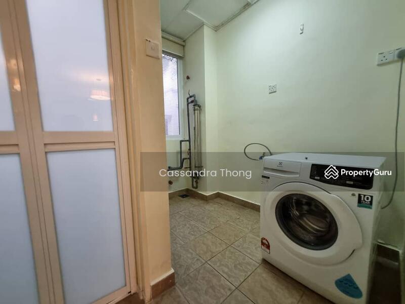 Untuk Dijual - Adora