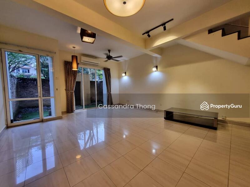 Untuk Dijual - Adora