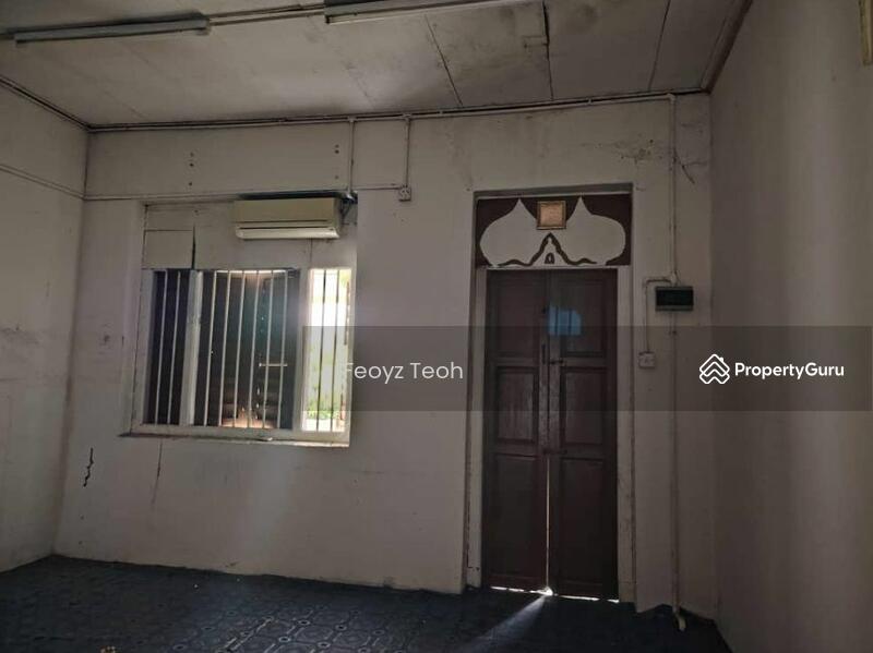 For Sale - 2 Adjoining Double Storey Shop Lot, 4995 sf, Jalan York, Georgetown