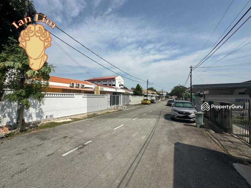 For Sale - 3 Bedrooms Semi-Detached House Pulau Pinang, Jelutong, Penang
