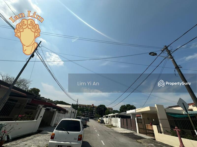 For Sale - 3 Bedrooms Semi-Detached House Pulau Pinang, Jelutong, Penang