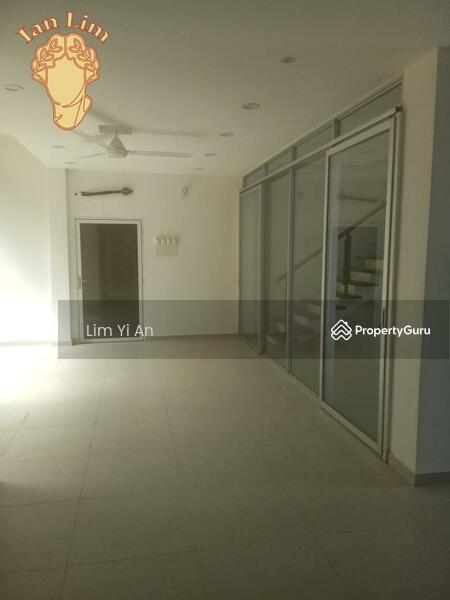 For Sale - 1.5 Storey Semi D Landed @ Jelutong / Greenlane