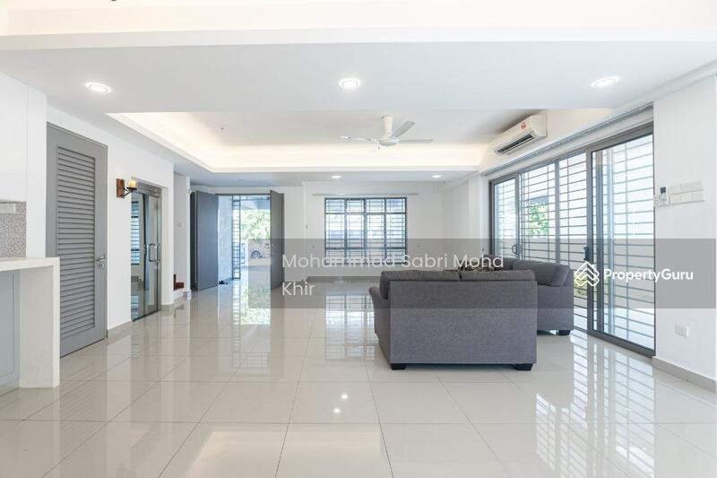 Ground floor - Living area