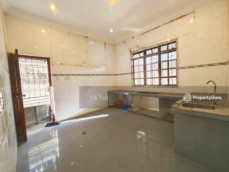 Rumah Banglo untuk Dijual di Taman Majidee (Johor Bahru) - Yik Tat - PropertyGuru.com.my