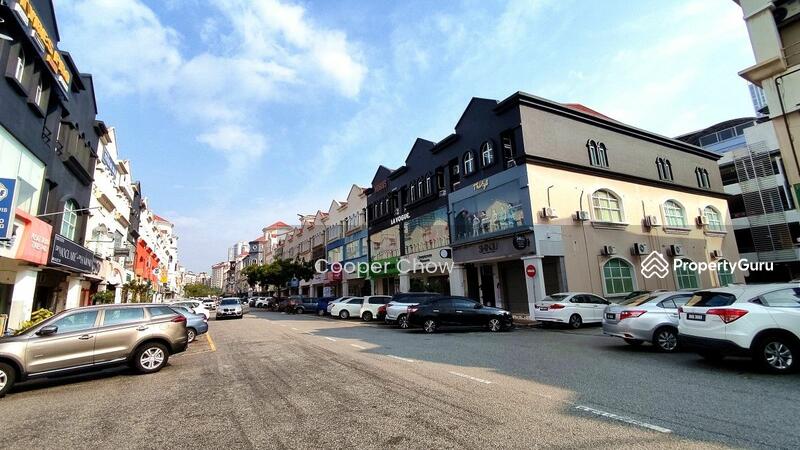 For Sale - Shop-office at Dataran Sunway