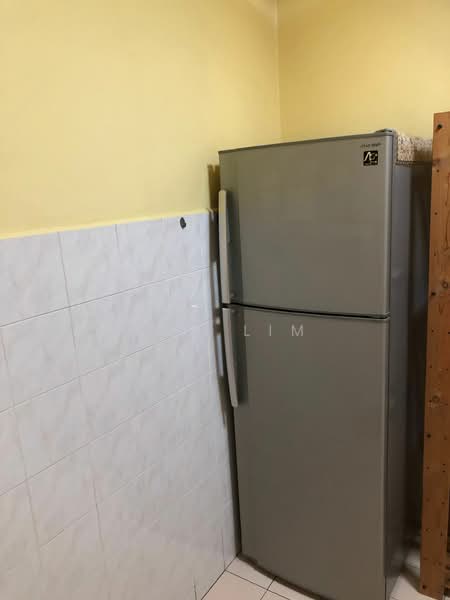 For Rent - Avenue Court