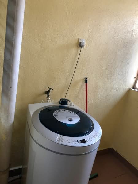 For Rent - Avenue Court