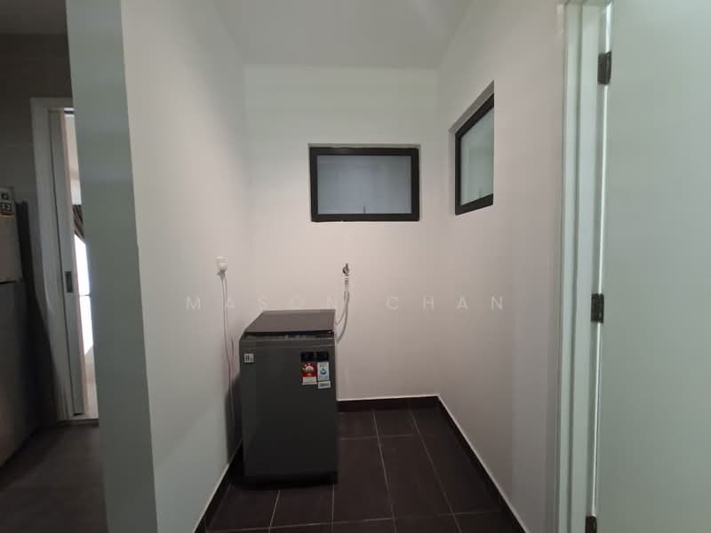 Kondominium untuk Disewa di Residensi Ledang - Mason Chan - Laundry Yard - PropertyGuru.com.my