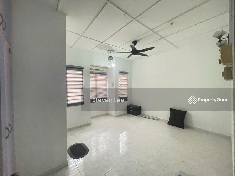 For Sale - [Renovation] 2 Storey Terrace House, Taman Rawang Perdana 1, Rawang
