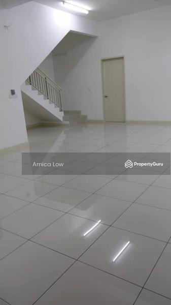 Rumah Bandar untuk Dijual di 16 Sierra (Puchong) - Arnica Low - PropertyGuru.com.my