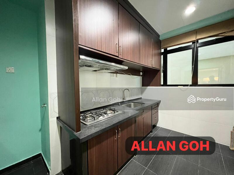 Untuk Dijual - Scotland Villa