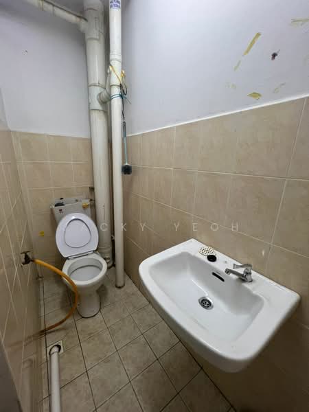 Pangsapuri untuk Disewa di Halaman Kenanga - Jacky Yeoh - Bathroom - PropertyGuru.com.my