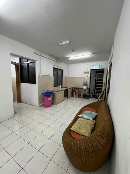 Pangsapuri untuk Disewa di Halaman Kenanga - Jacky Yeoh - Kitchen - PropertyGuru.com.my
