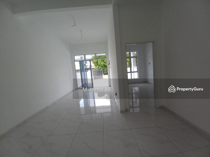 Untuk Dijual - parit jawa