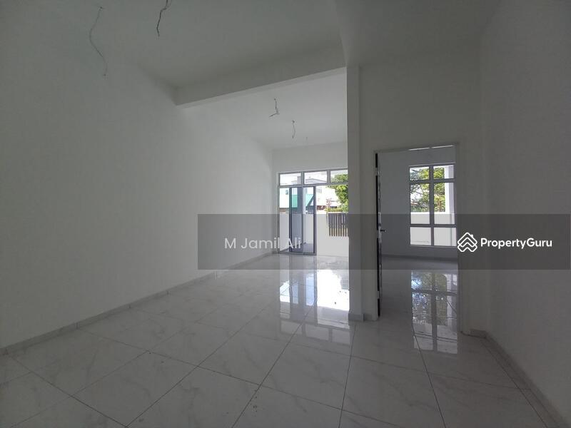 Untuk Dijual - parit jawa