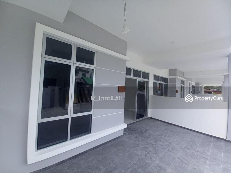 Untuk Dijual - parit jawa