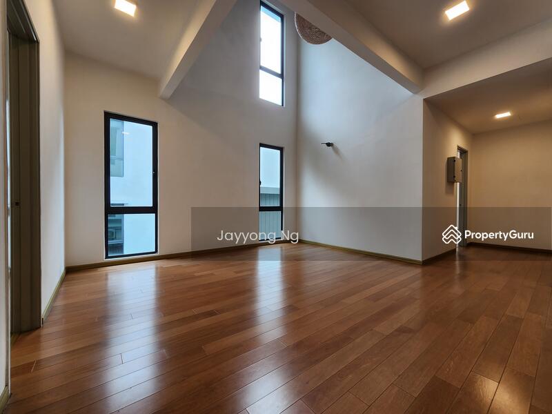 For Sale - [Foreigner can buy] 3.5sty Semi D @Desa Hill Villas, Desa Petaling KL