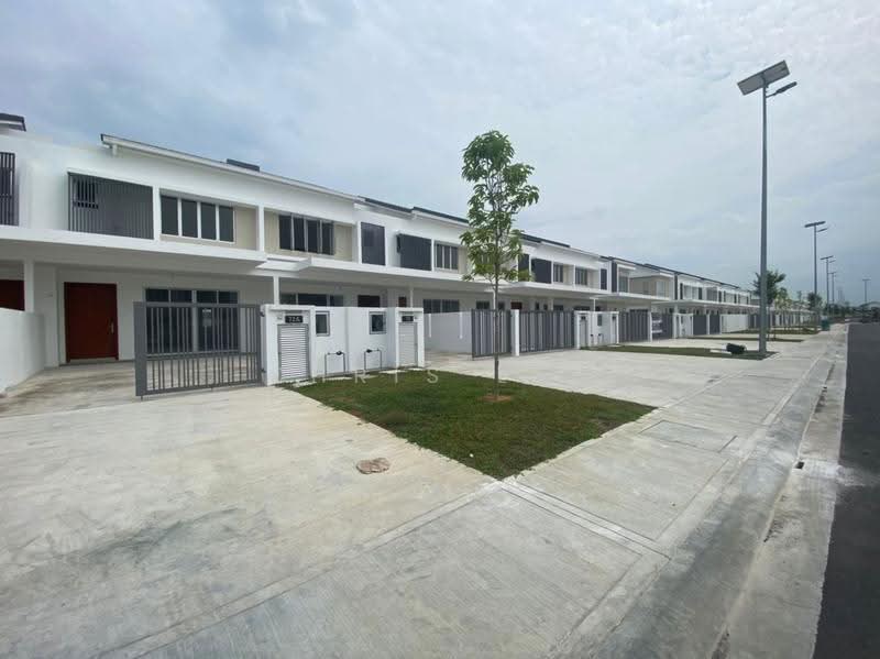 2-storey Terraced House for Rent in Bandar Gamuda Cove (Dengkil) - Chris Lee - Exterior - PropertyGuru.com.my