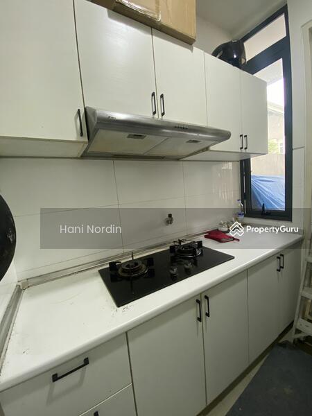 Untuk Dijual - Putrajaya End Lot Unit, Tasik View