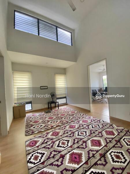 Untuk Dijual - Putrajaya End Lot Unit, Tasik View