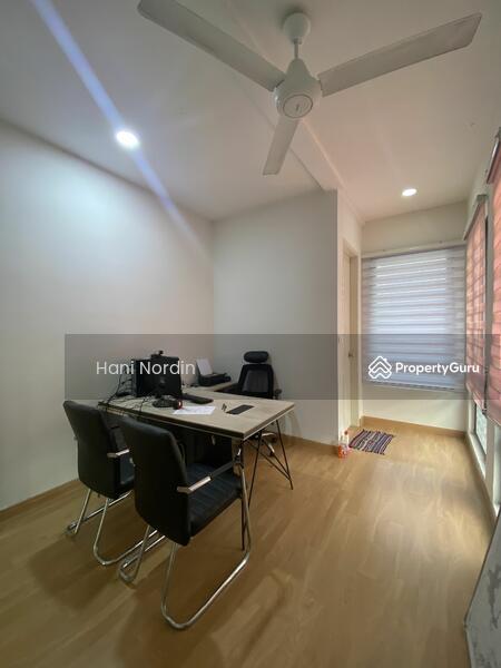 Untuk Dijual - Putrajaya End Lot Unit, Tasik View