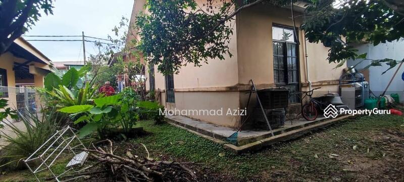 Untuk Dijual - Semi-D house at Perkampungan Indera Sempurna