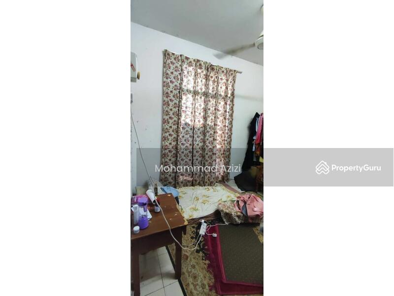 Untuk Dijual - Semi-D house at Perkampungan Indera Sempurna